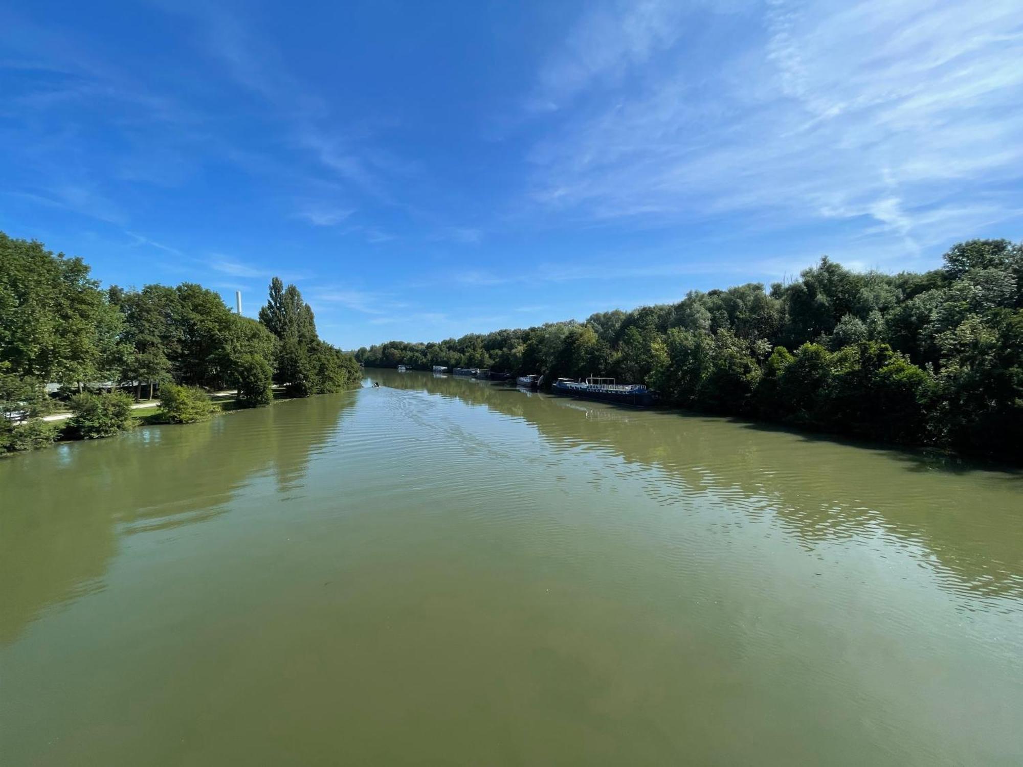 Chambre Climatisee, Entre Paris Disneyland, Au Coeur Des Jeux Olympiques Canoe-Kayak, Vaires-sur-Marne 外观 照片